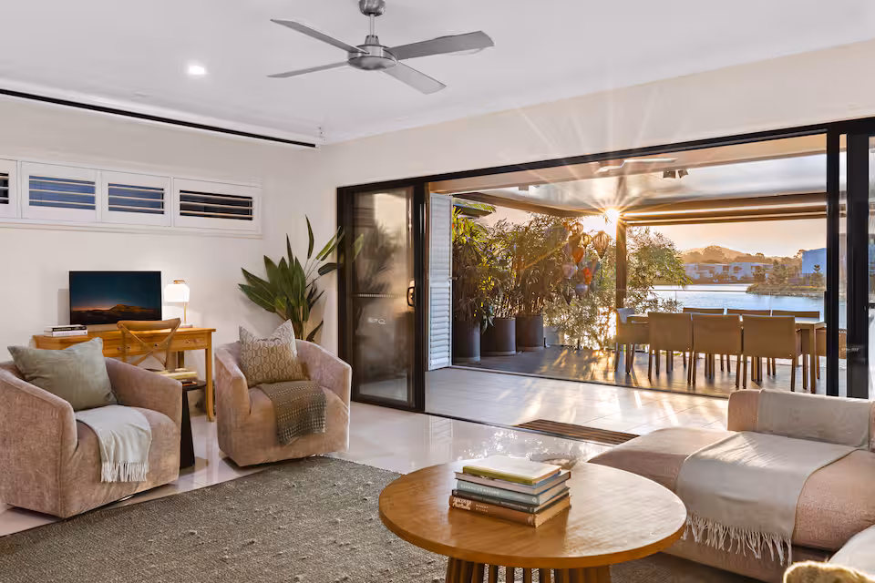 Sunshine Villa photo